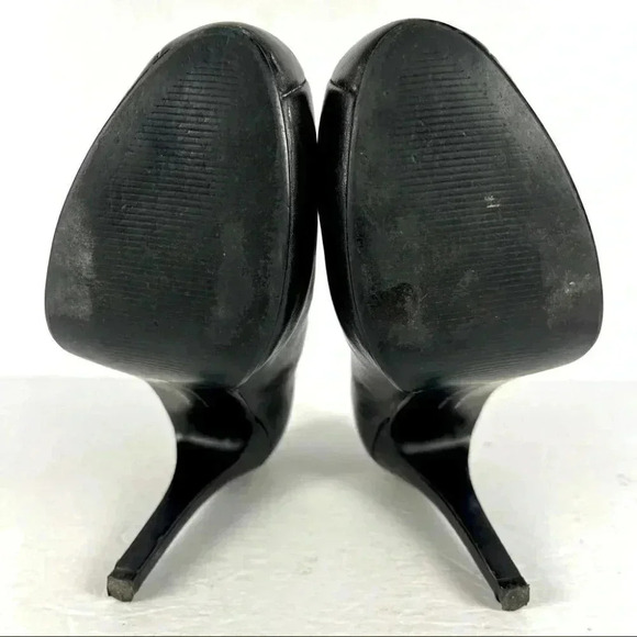 Chinese  Laundry heels - Picture 6 of 7